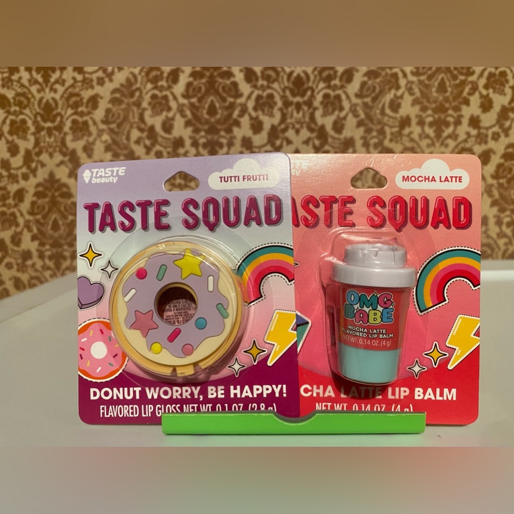 Assorted Flavored Lip Balm (Set of 2)
